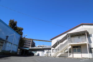 スーパーレジン工業